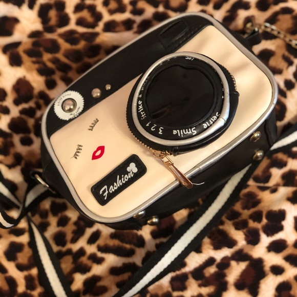 Camera purse 📷⭕️NEED GONE ASAP- moving sale - Picture 4 of 7